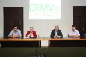 VETERINÁRIOS reunidos em Alegrete