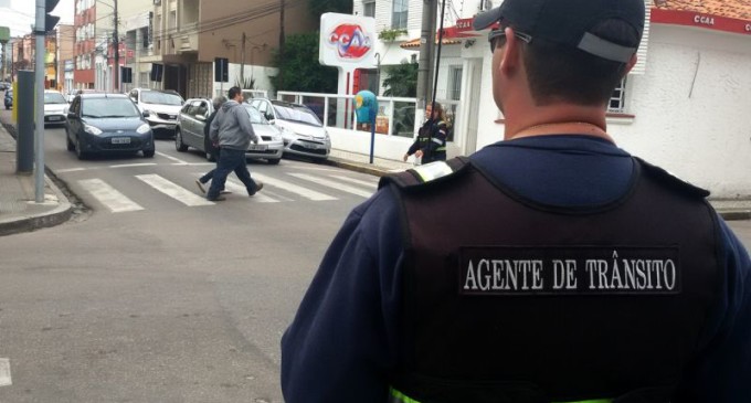 Agentes de trânsito completam 23 anos de atividades em Pelotas