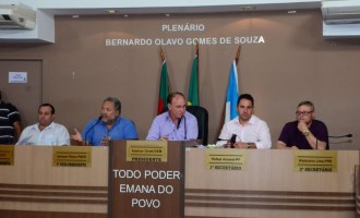 LDO 2016 : Câmara Municipal aprova Lei com 13 emendas