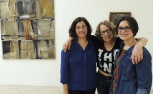 Prof ª. Ursula Rosa da Silva, artista Harly Couto e Caroline Bonilha