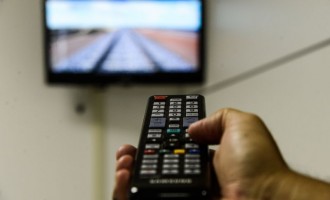 Crise faz diminuir número de assinantes de TV paga
