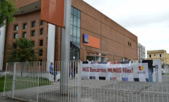 Sindicato fecha agência do Itaú por falta de funcionários