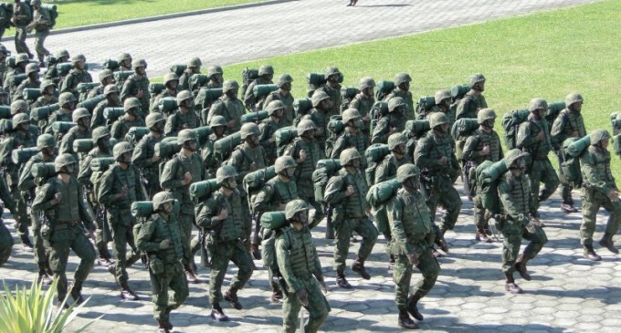 Pela primeira vez na história, mulheres poderão concorrer a vagas para formação de fuzileiro naval