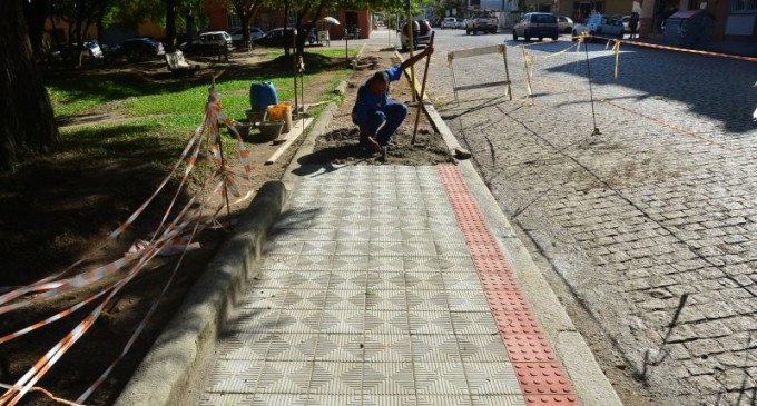 PIRATININO DE ALMEIDA : O toque do Sanep na revitalização da praça