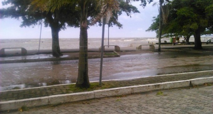 TEMPORAL ISOLA PONTAL DA BARRA