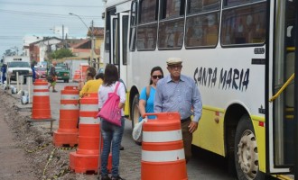 MOTORISTAS DE ÔNIBUS ORGANIZAM PARALISAÇÃO