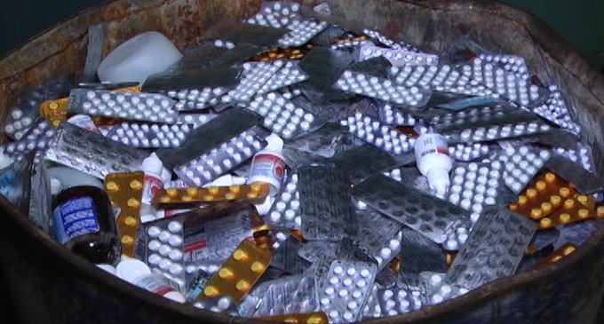 Vereadores denunciam violação de medicamentos em depósito
