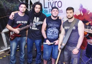 Banda reúne Matheus Silva, Guilherme, Vlady Barcellos e Léo Lauz 