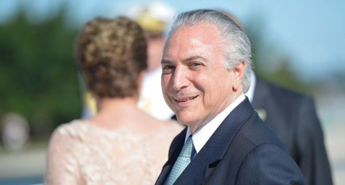 Dilma não é mais a presidente do Brasil. Michel Temer assume definitivamente