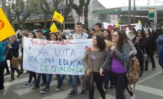 Greve mobiliza a comunidade escolar