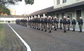 Formatura Geral do 4ºBPM homenageia Policiais Militares