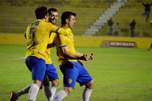 Tiago Gasparetto voltou a marcar gol: Pelotas fez 3 a 0 no São Gabriel e confirmou classificação Foto: Luis Augusto Amaral/Assessoria ECP 