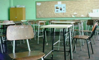 Professores concursados em escolas estaduais diminuem em dez anos