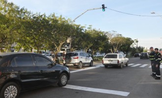 STT instala semáforo na Av. Ferreira Viana em frente ao Foro