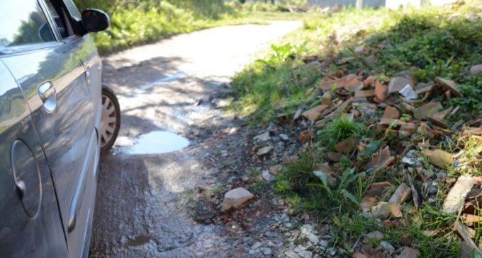 Rua Vilmar Tavares ganha placa de identificação