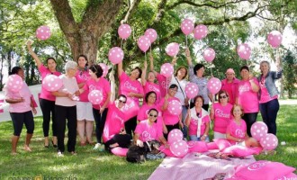 SOLIDARIEDADE : Buquê de Amor no apoio e prevenção ao câncer de mama