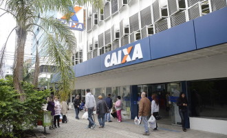 Caixa paga na sexta-feira abono do PIS para trabalhador nascido em novembro