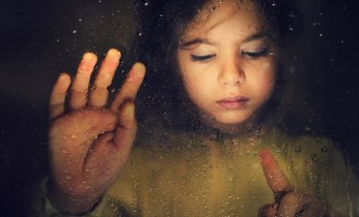 ESTUDO  : Abuso emocional na infância tem mais risco de depressão em mulheres