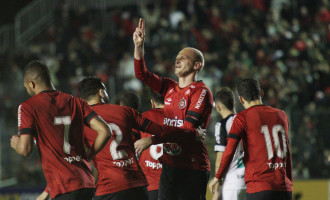 BRASIL : Símbolos da era RZ perdem espaço