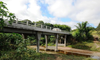 ZONA RURAL :  Obras em pontes estão sendo concluídas