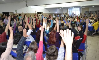 UFPEL : Servidores decidem entrar em greve