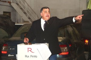LEILOEIRO Rui Pinto vai comandar o leilão que deverá arrecadar R$ 2 milhões 