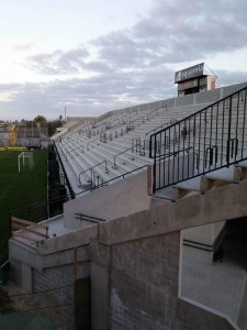 Torcedor do Brasil poderá, enfim, usar nova arquibancada: inauguração será sábado contra o Vasco