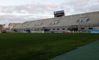 Partida contra o Vasco, sábado, vai marcar uso da primeira arquibancada do Novo Bento Freitas