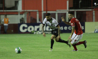 DERROTA EM GOIÂNIA : Queda de ritmo na etapa final