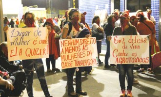 Mulheres da Via Campesina se mobilizam em seis regiões do RS nesta sexta-feira