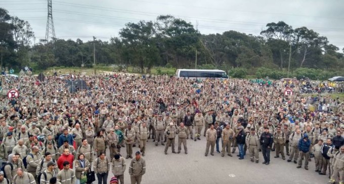 POLO NAVAL : Ecovix demite 3,2 mil funcionários e provoca baque na economia da Zona Sul. Ministro Ronaldo Nogueira está em Rio Grande