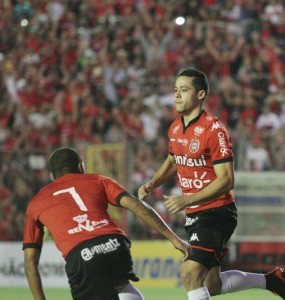 Ramón e Garcia fizeram metade dos gols marcados pelo time na Série B Foto: Assessoria GEB  