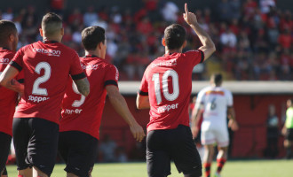 DIOGO OLIVEIRA : O 10 que encantou os xavantes