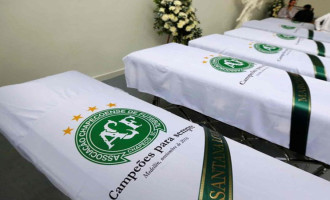 Corpos chegam à Chapecó amanhã