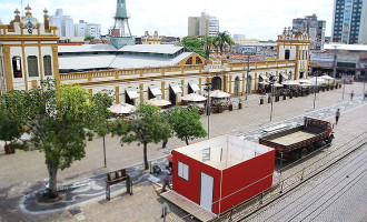 PELOTAS DOCE NATAL : Mercado ganha casa do Papai Noel