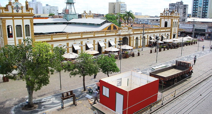 PELOTAS DOCE NATAL : Mercado ganha casa do Papai Noel