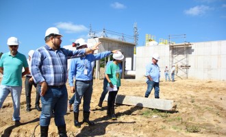 Diretor-presidente do Sanep visita obras da ETA São Gonçalo