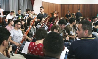 FESTIVAL SESC DE MÚSICA : UCPel vira palco de aulas e ensaios