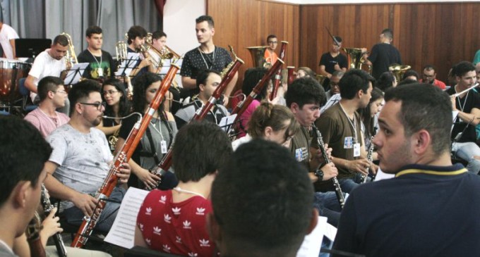 FESTIVAL SESC DE MÚSICA : UCPel vira palco de aulas e ensaios