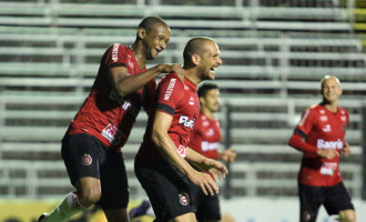 TERCEIRO AMISTOSO : Atrás da consistência de equipe