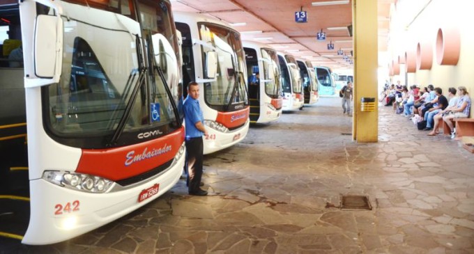 VERANEIO : Horários de ônibus entre Pelotas e a praia do Cassino