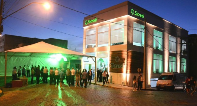 Sicredi expande sua atuação com inauguração de agência em Canguçu
