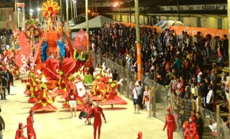 Carnaval de Pelotas terá desfiles na Passarela do Samba a partir do dia 19