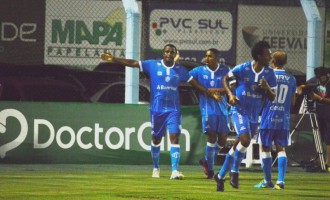 Líder e invicto : Nóia goleia o Juventude e se isola