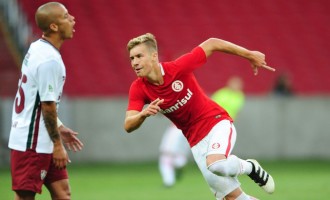 CHARLES : Descoberta do Lobo, destaque no Inter