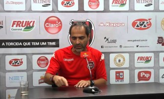 Confiança não; segurança sim