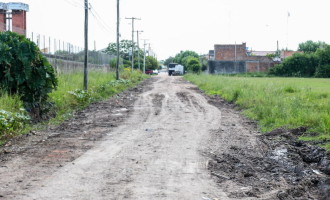 Mutirão recolhe 24 cargas de lixo e entulho nas Três Vendas