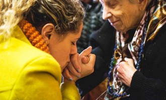 CINEMA PARA IDOSOS : Projeto necessita voluntários para carona solidária