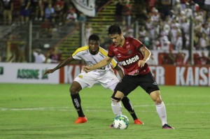 Aloísio é um dos que mais jogou – mesmo assim, sem sequência de jogos Foto: Assessoria GEB  