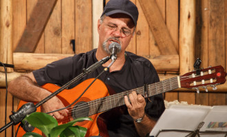 PALAVREADOR  : Pampa e sertão nos versos contra a opressão